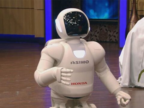 Asimo vous dit bonjour 2