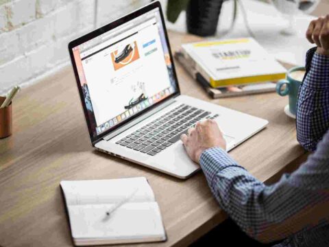 Avez-vous besoin d’un modérateur de site web pour votre site