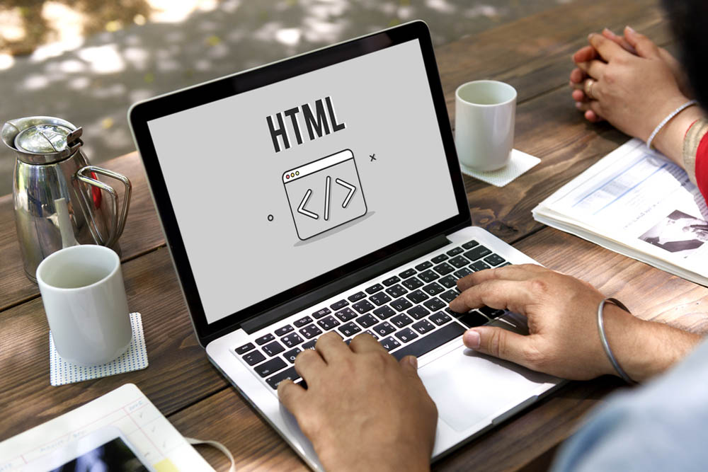 avantages inconvenients conception web personnalise